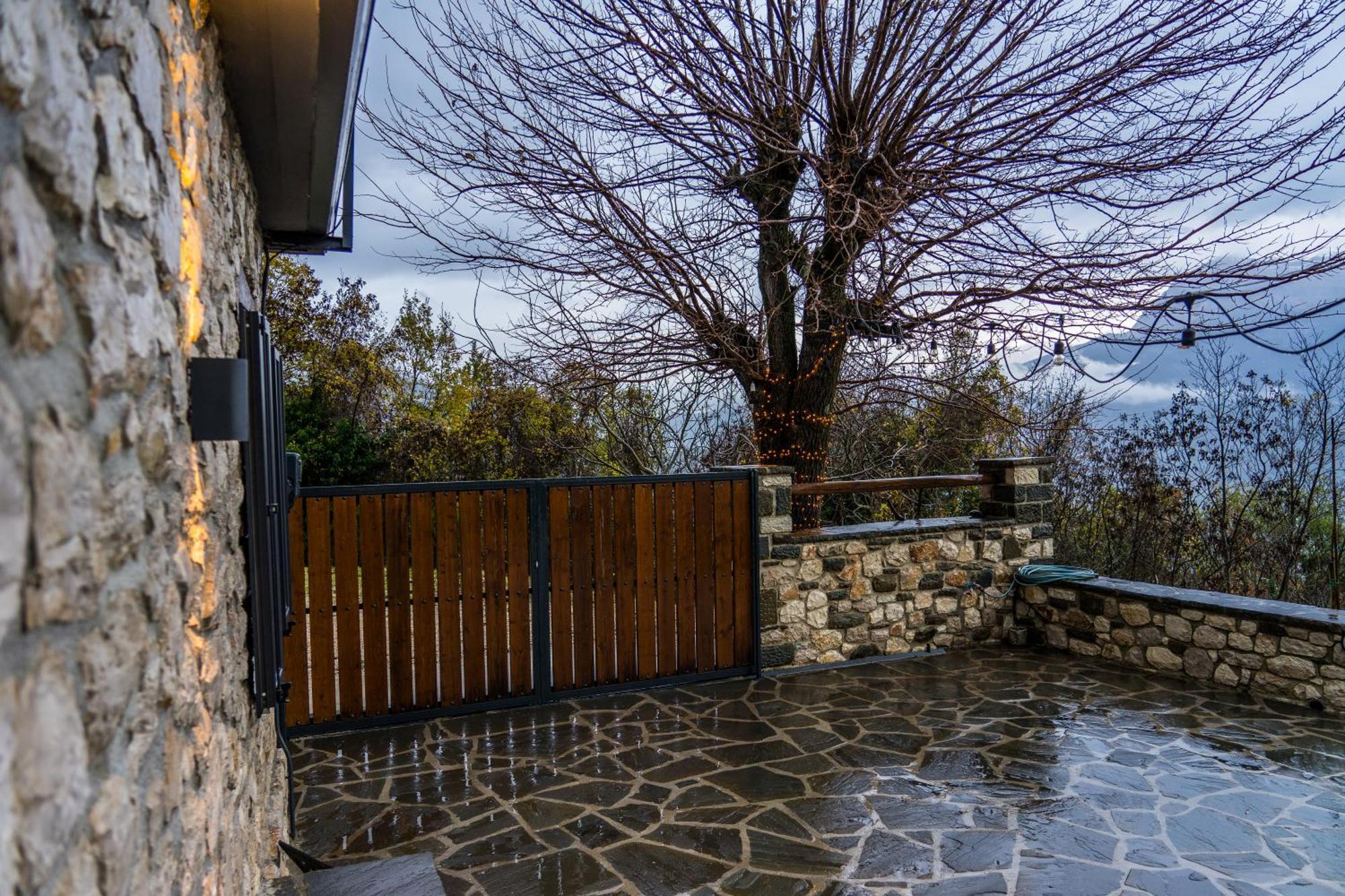 Tovouno Guest House Plaka  Exterior photo