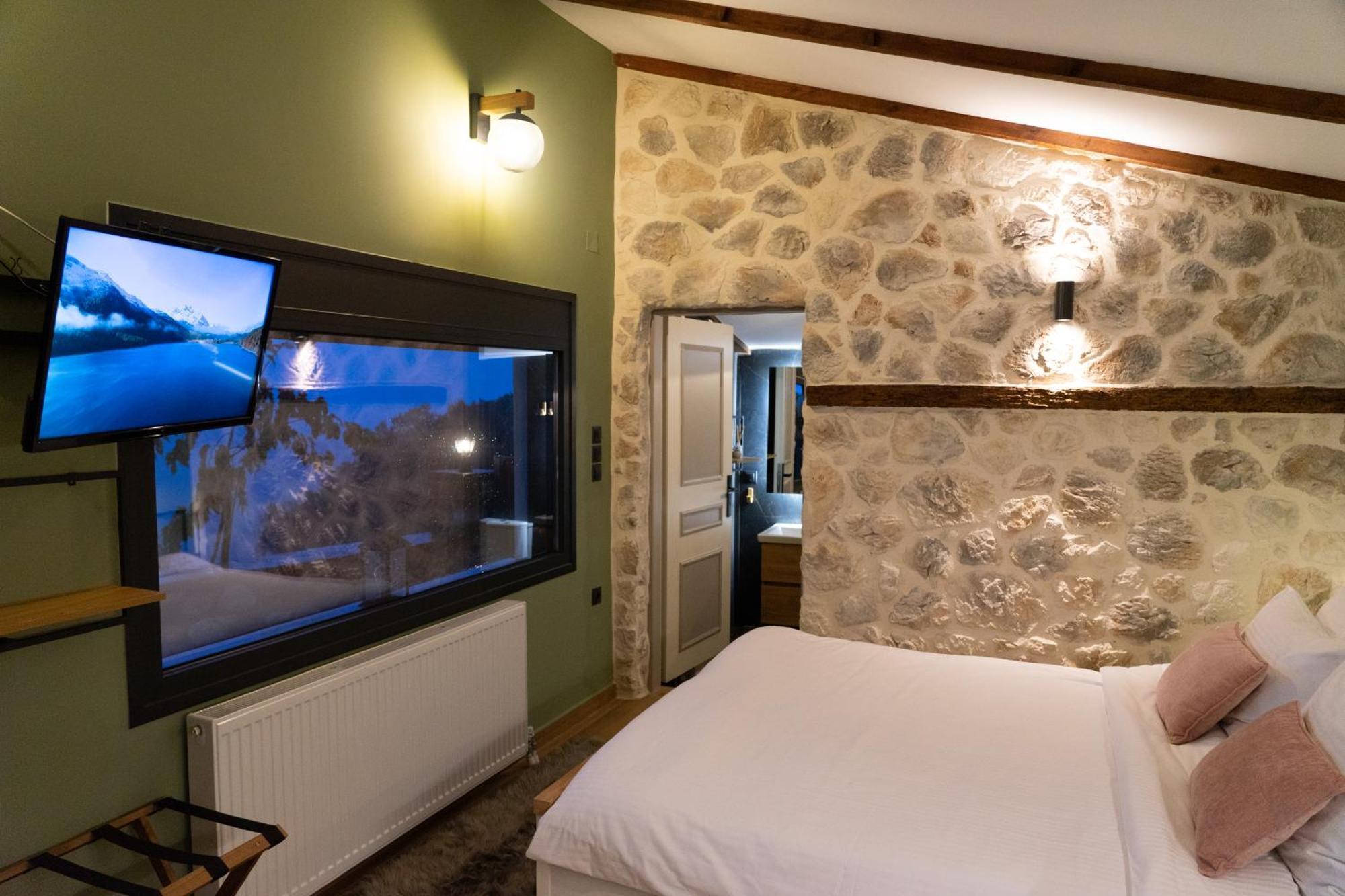 Tovouno Guest House Plaka  Exterior photo