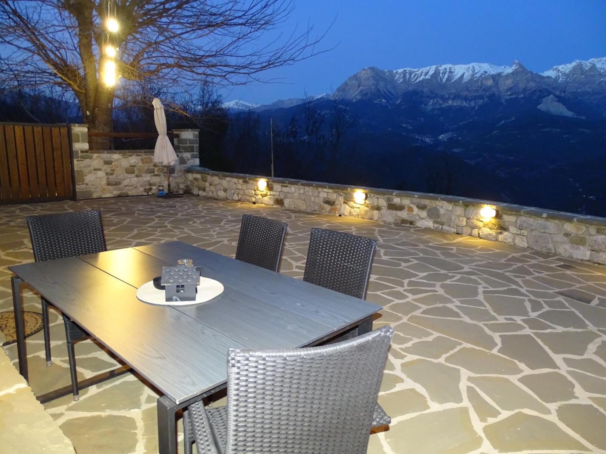 Tovouno Guest House Plaka  Exterior photo